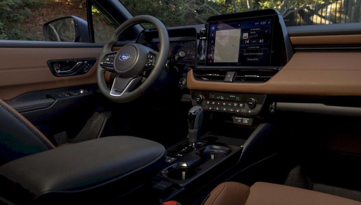 Subaru Outback 2026: con la nuova generazione abbandona le sue radici da station wagon - Foto 17 di 53