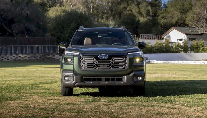 Subaru Outback 2026: con la nuova generazione abbandona le sue radici da station wagon - Foto 7 di 53