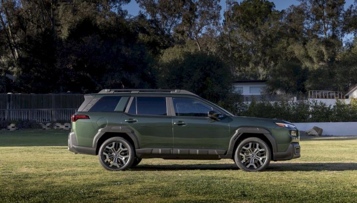 Subaru Outback 2026: con la nuova generazione abbandona le sue radici da station wagon - Foto 3 di 53