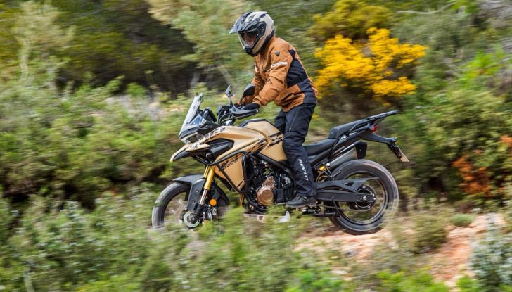 Valico 625DSX, la crossover firmata VOGE che non teme alcun terreno - Foto 3 di 9