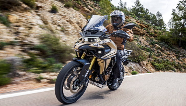 Valico 625DSX, la crossover firmata VOGE che non teme alcun terreno - Foto 4 di 9