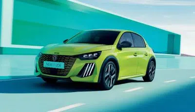 Peugeot E-208 2025: nuovo aggiornamento, autonomia elettrica fino a 433 km