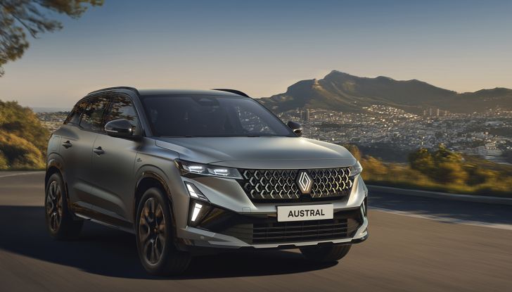 Renault Austral 2025: caratteristiche, design, allestimenti, motori e prezzi del rinnovato SUV ibrido - Foto 4 di 15
