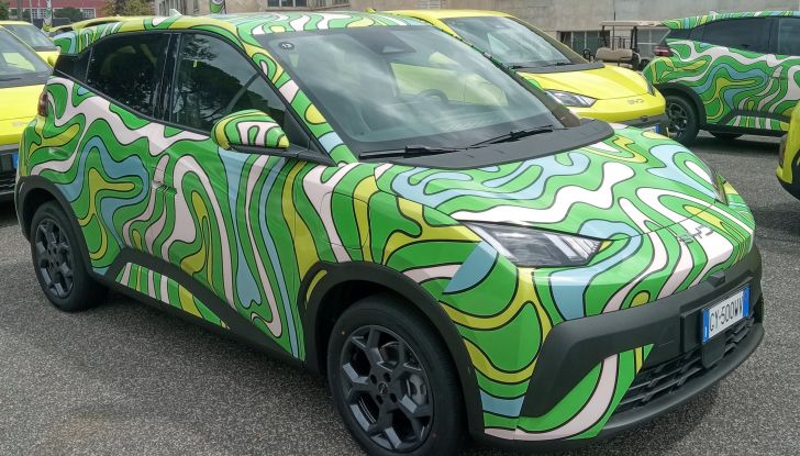 BYD Dolphin Surf prova su strada, prestazioni e prezzi - Foto 4 di 24