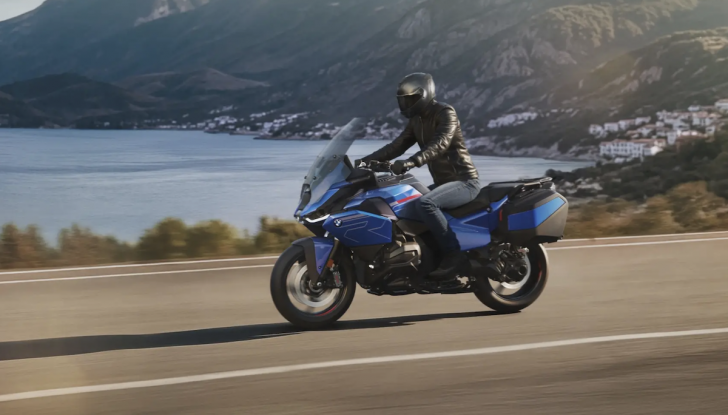 Bmw R 1300 RT 2025, la tourer più tecnologica di sempre - Foto 3 di 9