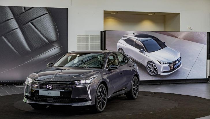 DS N°4: la compatta che punta tutto su comfort e design alla francese - Foto 32 di 66