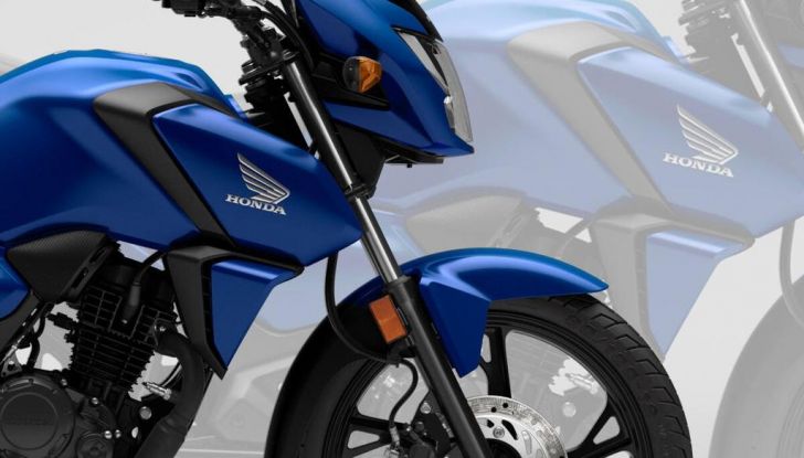 Honda CB125F 2026: la piccola naked ora con Start & Stop e display TFT - Foto 49 di 53