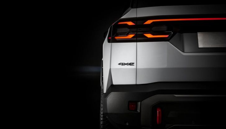 Jeep Compass 2026: design, interni, motori e prezzi - Foto 4 di 31