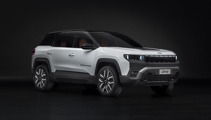 Jeep Compass 2026: design, interni, motori e prezzi - Foto 2 di 31