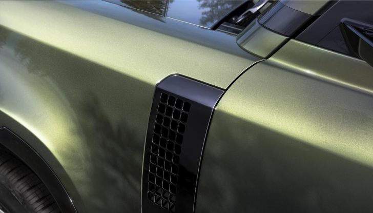 Land Rover Defender 2026: più smart, più bella, sempre inarrestabile - Foto 46 di 49