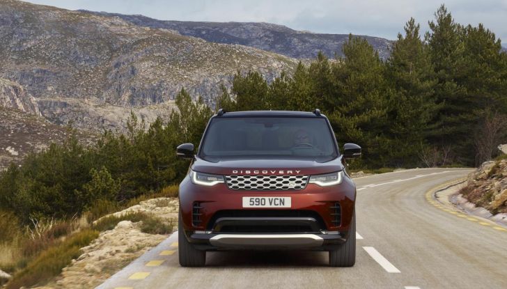 Land Rover Discovery compie 35 anni: ecco le esclusive edizioni Tempest e Gemini - Foto 7 di 33