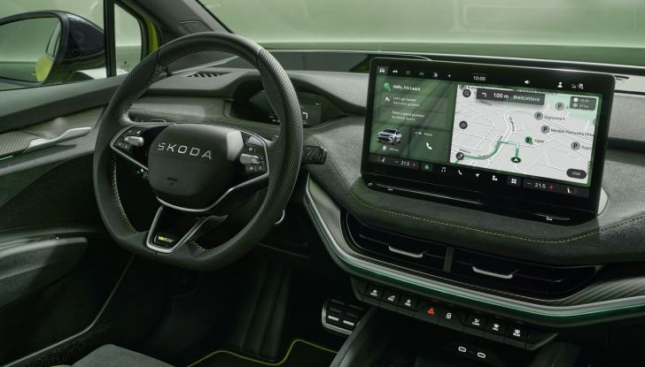 Skoda Enyaq RS: quando l’elettrico incontra la sportività - Foto 12 di 24
