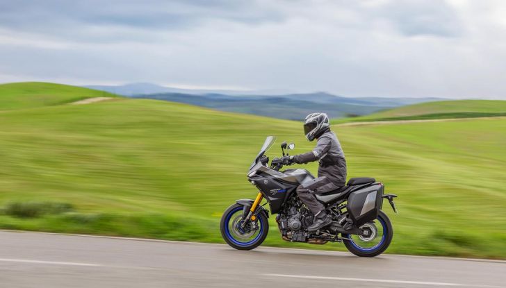 Yamaha Tracer 7 2025: design affilato e dotazioni premium alzano l’asticella del segmento - Foto 24 di 41