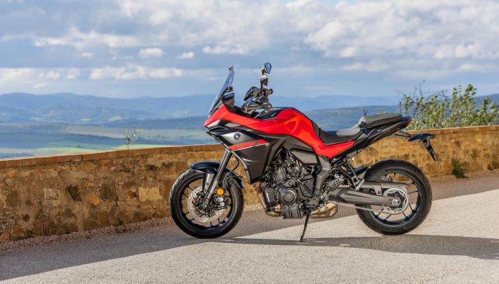 Yamaha Tracer 7 2025: design affilato e dotazioni premium alzano l’asticella del segmento - Foto 12 di 41