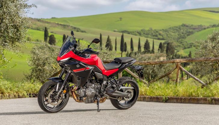 Yamaha Tracer 7 2025: design affilato e dotazioni premium alzano l’asticella del segmento - Foto 11 di 41