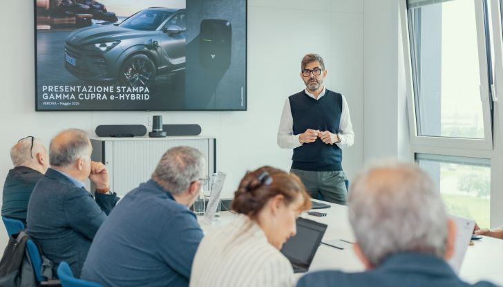 Gamma Cupra e-HYBRID: più autonomia, prestazioni e tecnologia - Foto 12 di 63