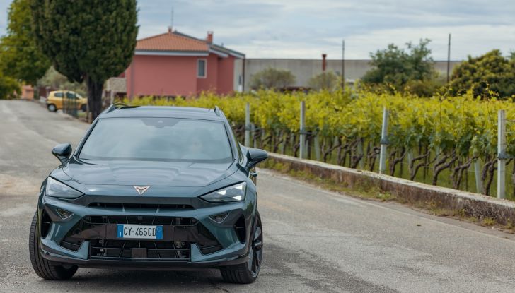 Gamma Cupra e-HYBRID: più autonomia, prestazioni e tecnologia - Foto 10 di 63