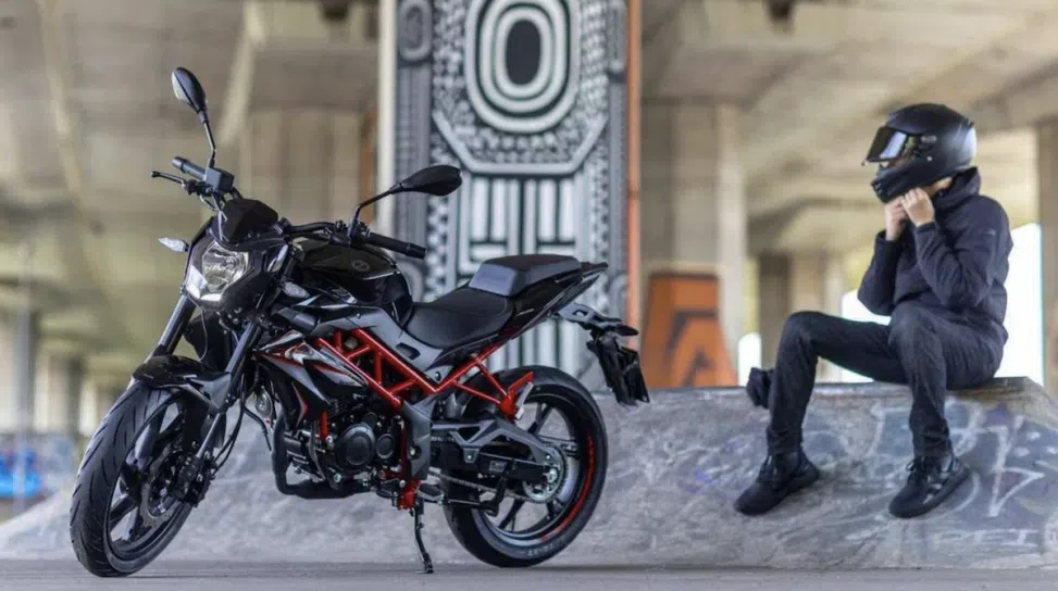Benelli BN 125 torna in versione Euro5+: la naked entry-level ora è più efficiente