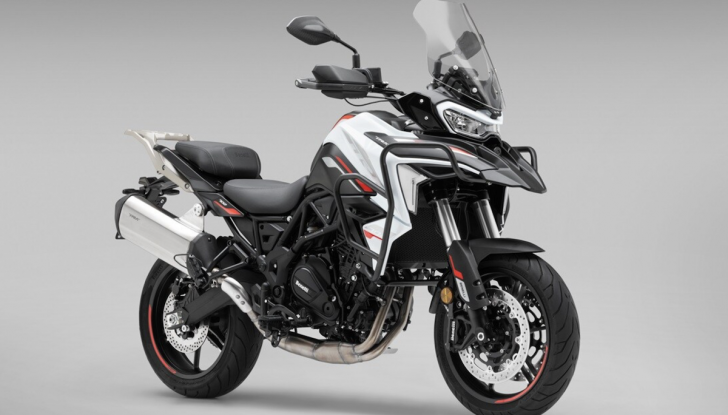 Benelli presenta le nuove TRK 702 e TRK 702 X Euro 5+ - Foto 19 di 24