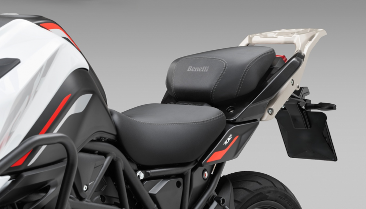 Benelli presenta le nuove TRK 702 e TRK 702 X Euro 5+ - Foto 7 di 24