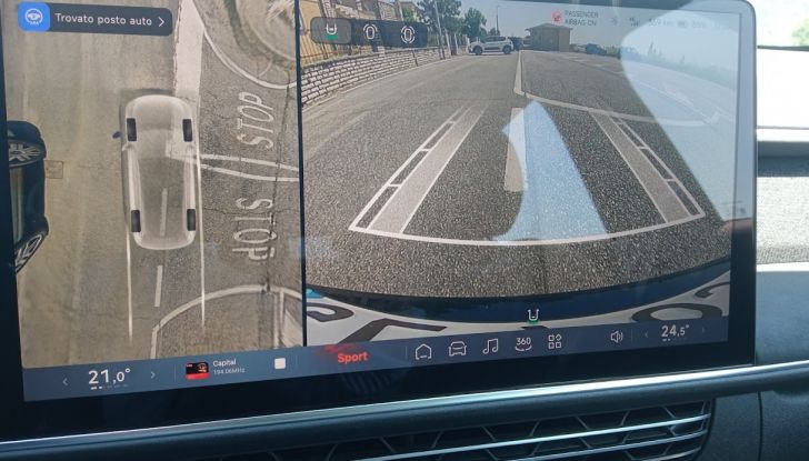 Test Drive XPENG G6 e XPENG G9: prova su strada, prezzi e autonomia - Foto 30 di 35