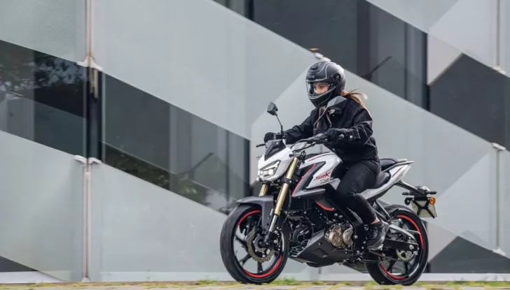 Naked 125 sotto i 3.000 euro: ecco le migliori moto per neopatentati - Foto 5 di 18