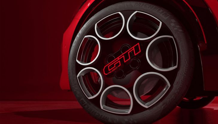 Peugeot E-208 GTi 2025: dettagli e informazioni tecniche - Foto 7 di 14