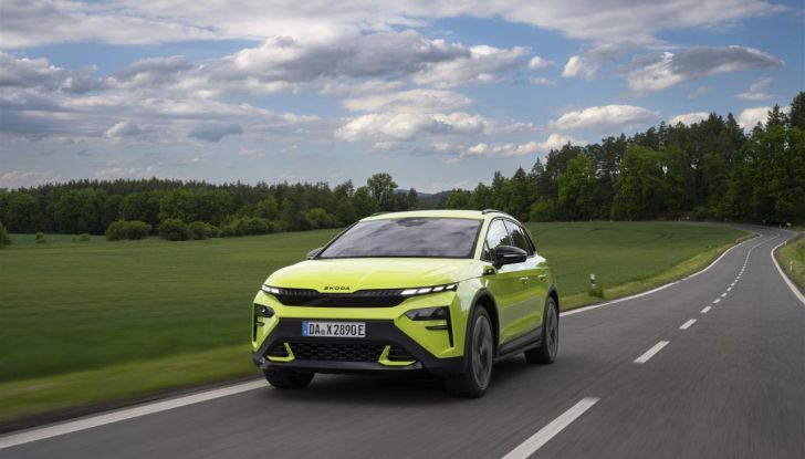 Skoda Elroq RS 2025: debutta la versione sportiva del SUV compatto elettrico - Foto 9 di 17
