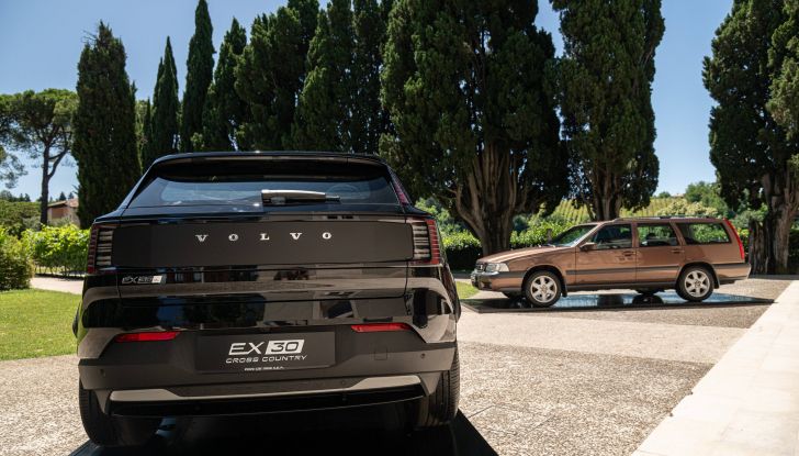 Test drive Volvo XC60: prova su strada, prestazioni e dati tecnici - Foto 20 di 25