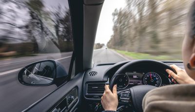 Auto per viaggi di lavoro: caratteristiche e consigli