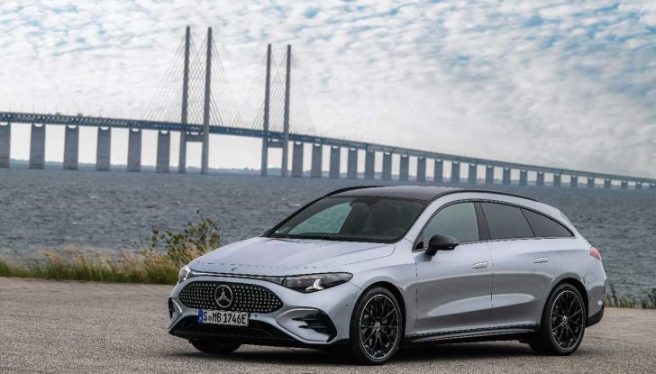 Mercedes-Benz CLA Shooting Brake 2025: la prima station wagon full-electric della Stella - Foto 19 di 22
