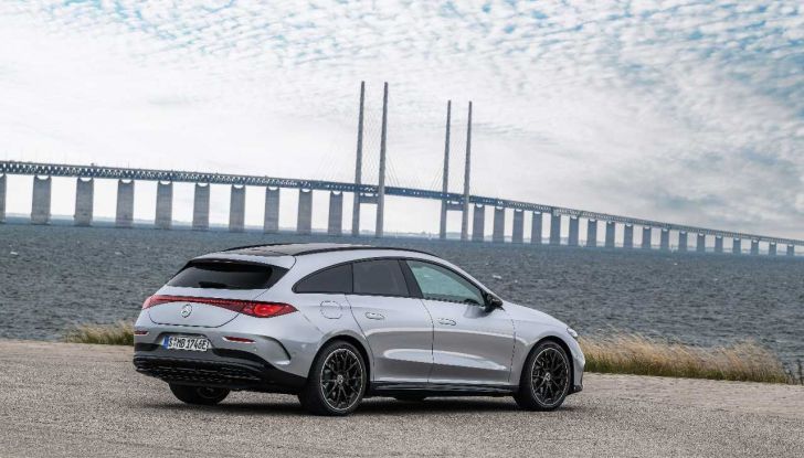Mercedes-Benz CLA Shooting Brake 2025: la prima station wagon full-electric della Stella - Foto 20 di 22