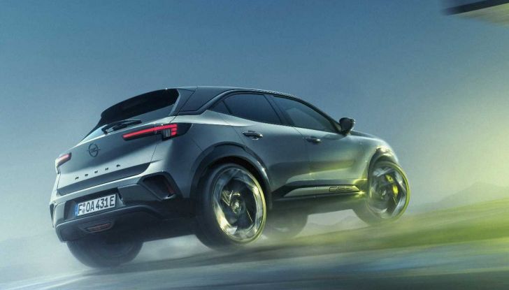 Opel Mokka GSE 2025: 280 CV, 200 km/h e design sportivo ispirato al rally - Foto 3 di 9