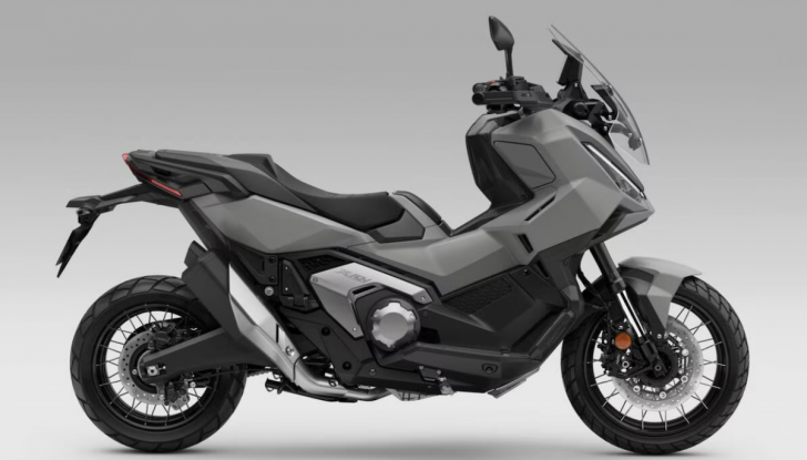 Honda X-ADV 2026: nuovo look, più comfort e materiali sostenibili - Foto 7 di 13