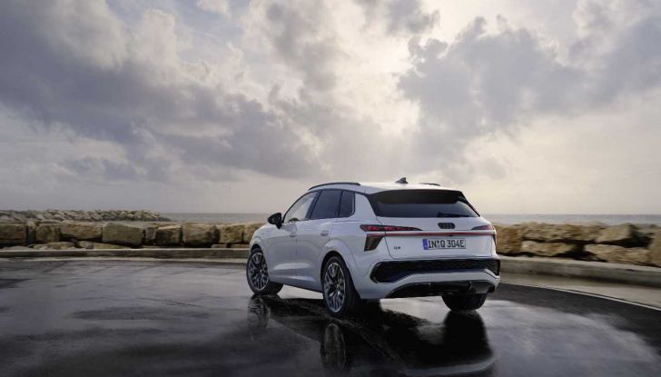 Audi Q3 SUV e-hybrid 2025: allestimenti e prezzi della nuova plug-in da 272 CV - Foto 2 di 8