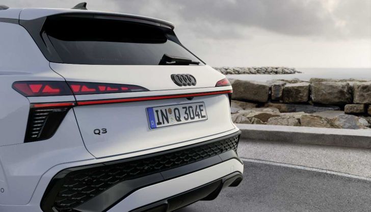 Audi Q3 SUV e-hybrid 2025: allestimenti e prezzi della nuova plug-in da 272 CV - Foto 8 di 8