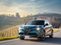 Alfa Romeo Junior MY26: debutta la nuova gamma con versioni e pacchetti inediti