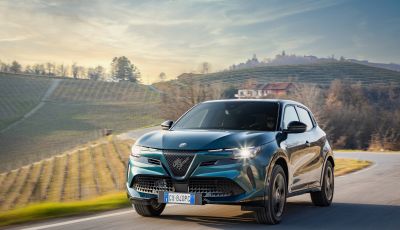 Alfa Romeo Junior MY26: debutta la nuova gamma con versioni e pacchetti inediti