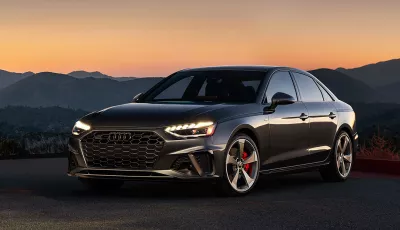 Tecnologia radar nel paraurti Audi A4 e guida sicura nelle città italiane