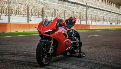 Letargo invernale moto: pressione gomme e cavalletto, cosa fare