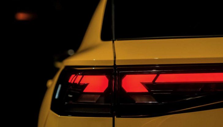 Volkswagen T-Roc 2025: presentata in anteprima ufficiale con caratteristiche, motori e prezzi - Foto 15 di 25