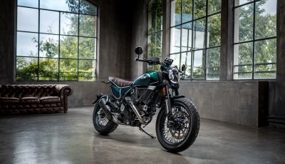 Nuova livrea Emerald Green per Nightshift, l’icona post-heritage della famiglia Scrambler