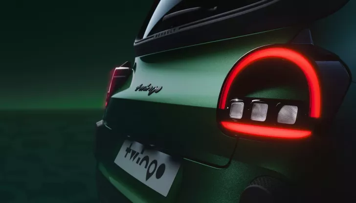 Renault Twingo E-Tech electric: in Italia il debutto del programma R Pass - Foto 2 di 4