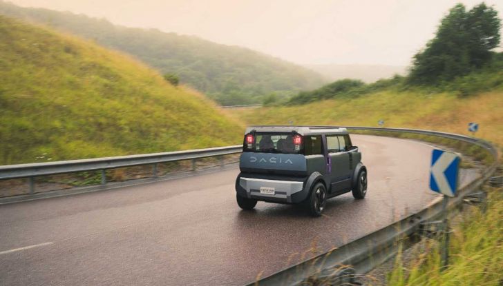 Dacia Hipster Concept: la minicar elettrica che reinterpreta la mobilità accessibile del futuro - Foto 14 di 61