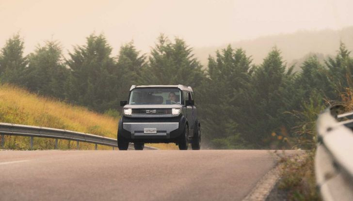 Dacia Hipster Concept: la minicar elettrica che reinterpreta la mobilità accessibile del futuro - Foto 12 di 61