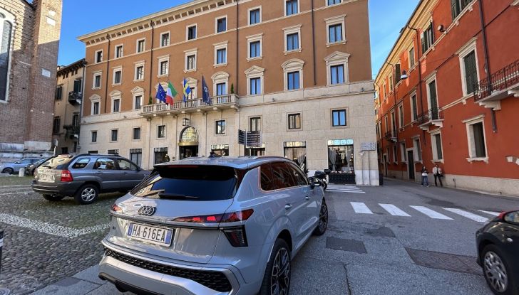 Nuova Audi Q3 e-hybrid prova su strada, motorizzazioni e consumi - Foto 11 di 14