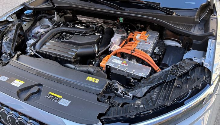 Nuova Audi Q3 e-hybrid prova su strada, motorizzazioni e consumi - Foto 13 di 14