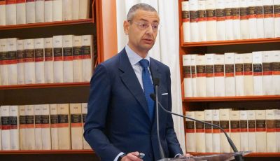 Rapporto DEKRA 2025: come cambierà la sicurezza sulle strade di tutti i giorni