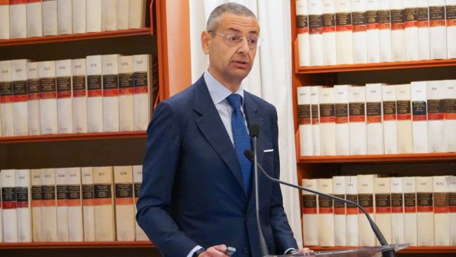 Rapporto DEKRA 2025: come cambierà la sicurezza sulle strade di tutti i giorni