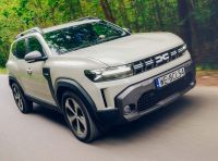 Dacia Duster Model Year 2026: nuove motorizzazioni ibride e aggiornamenti di gamma